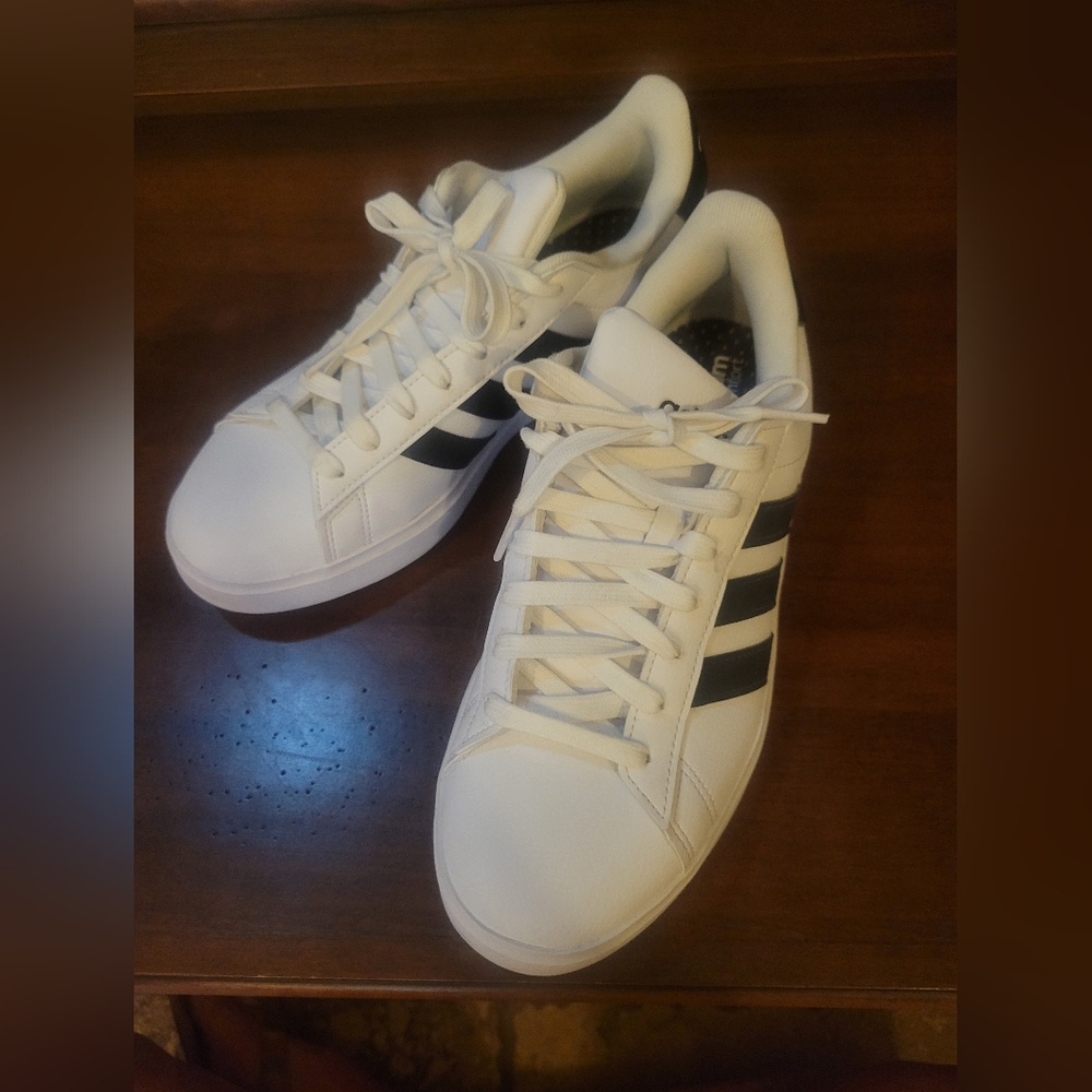 Adidas Women's White and Black Sneakers